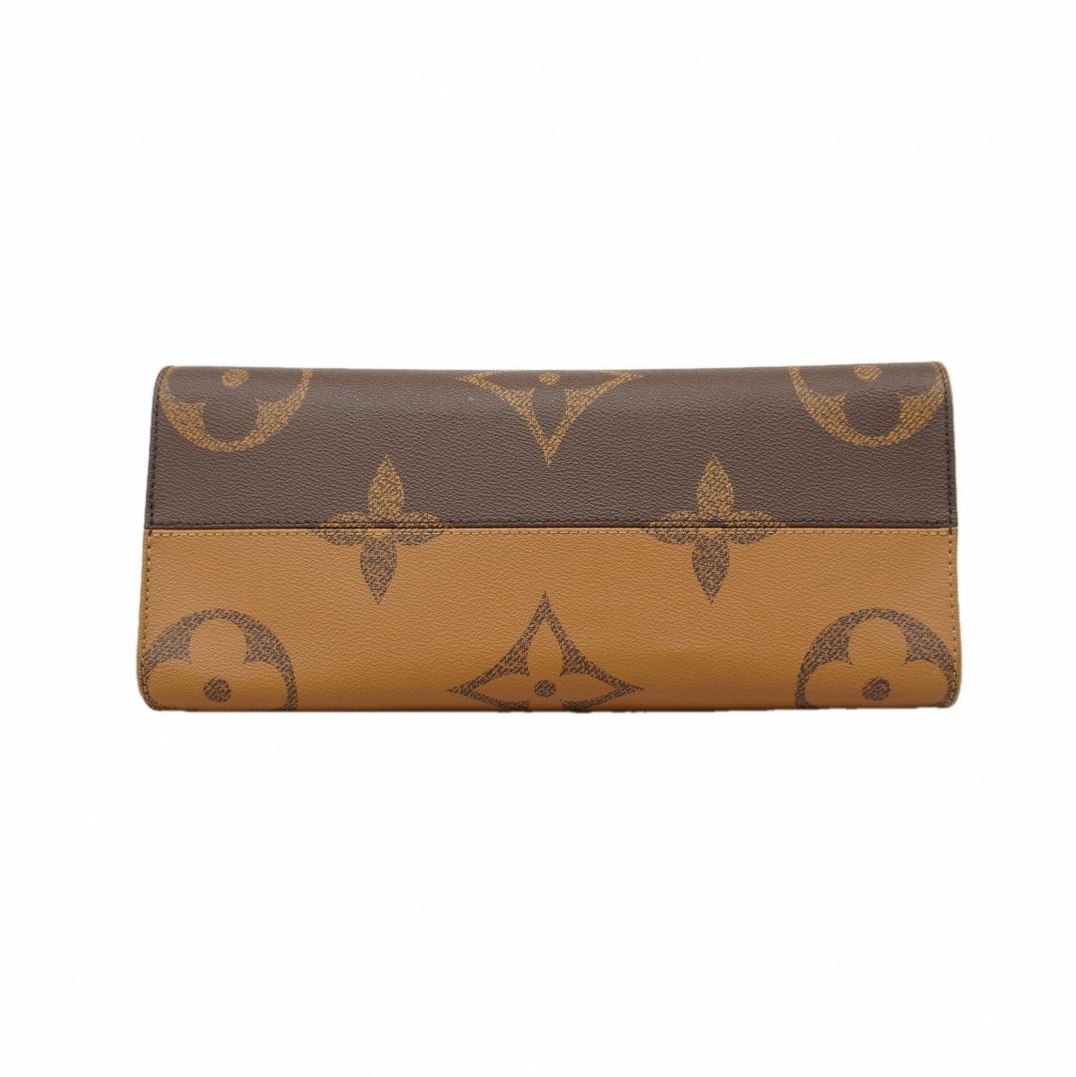Louis Vuitton Tote Monogram Giant Reverse On The Go MM Brown 2-Way — view 3