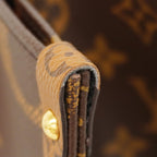 Louis Vuitton Tote Monogram Giant Reverse On The Go MM Brown 2-Way — view 7