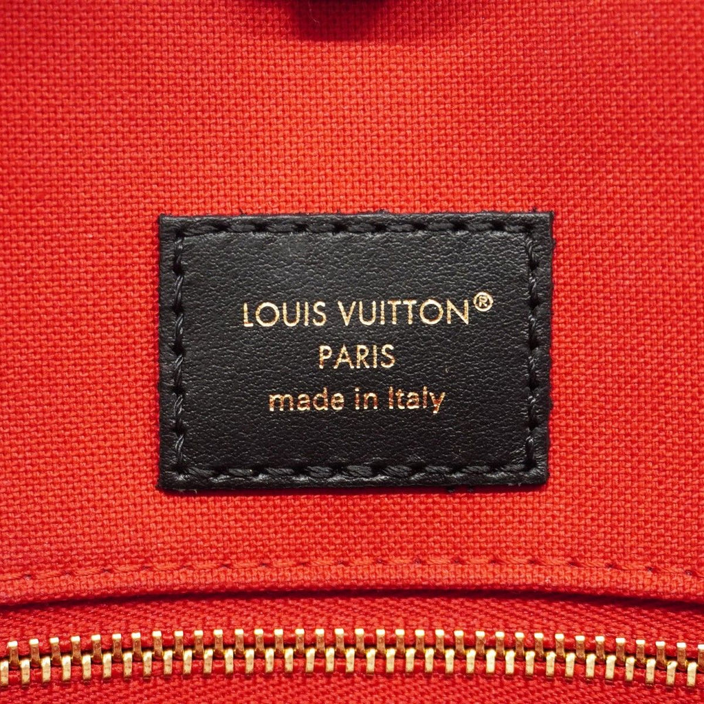 Louis Vuitton Tote Monogram Giant Reverse On The Go MM Brown 2-Way — view 5