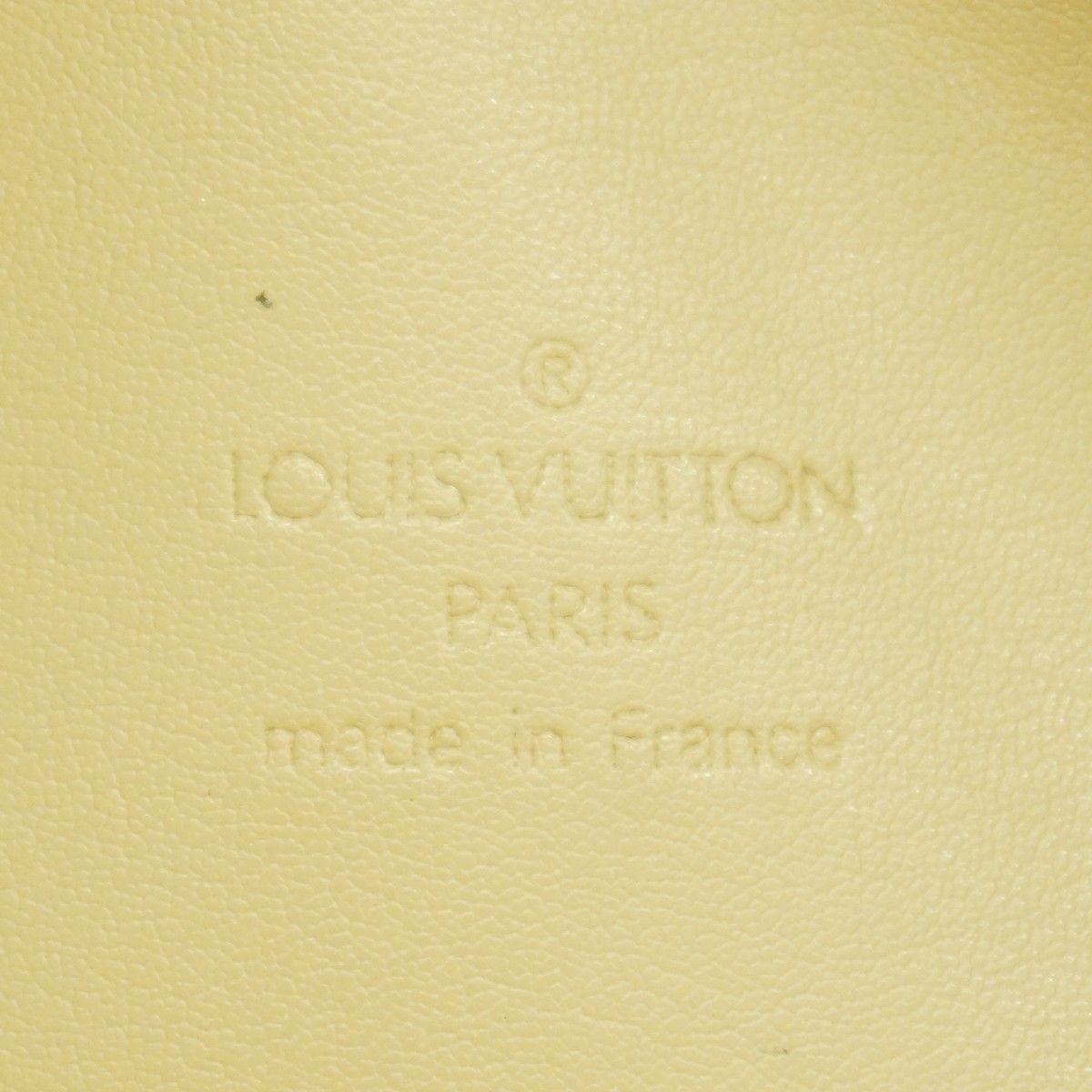 Louis Vuitton Handbag Vernis Bedford Beige — view 5