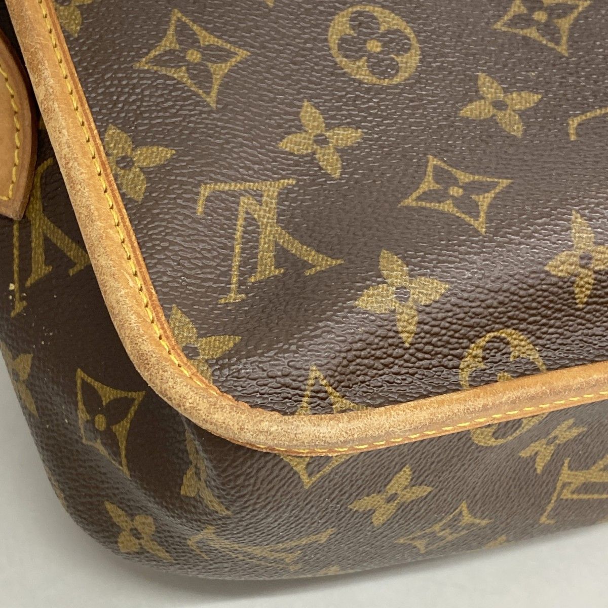 Louis Vuitton Shoulder Bag Monogram Givesiere MM Brown — view 6