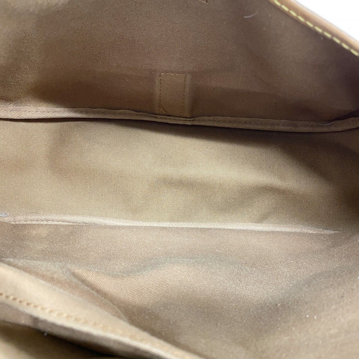 Louis Vuitton Shoulder Bag Monogram Saumur 35 Brown — view 4