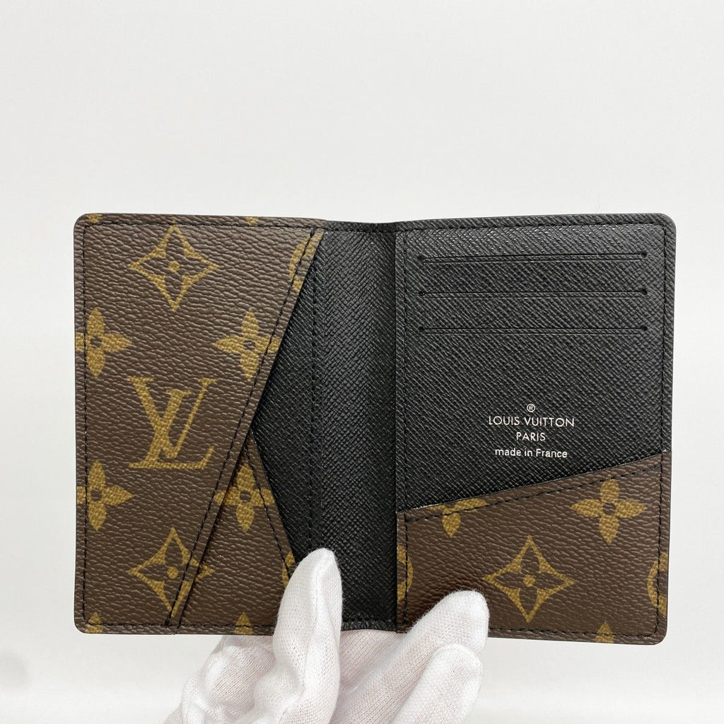 Louis Vuitton Card Case Monogram Macassar Organizer de Poche Brown Black — view 3