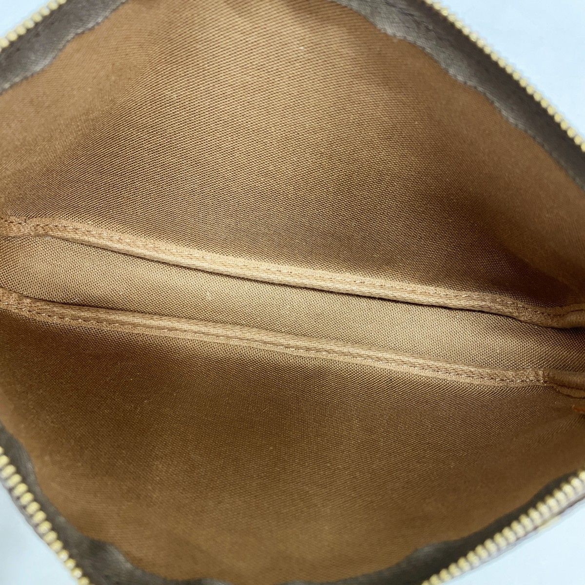 Louis Vuitton Pouch Monogram Pochette Brown — view 4