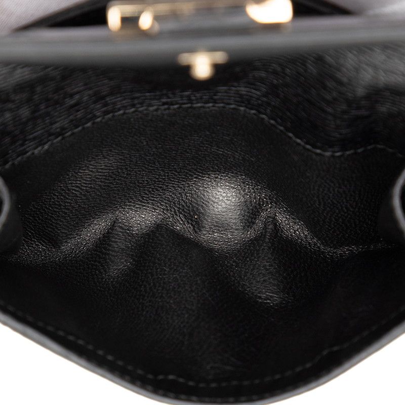 Gucci Logo Bifold Wallet Black Leather — view 5