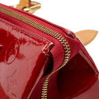 Louis Vuitton Monogram Vernis Rosewood Avenue Handbag Pomme D'amour Red Patent — view 8