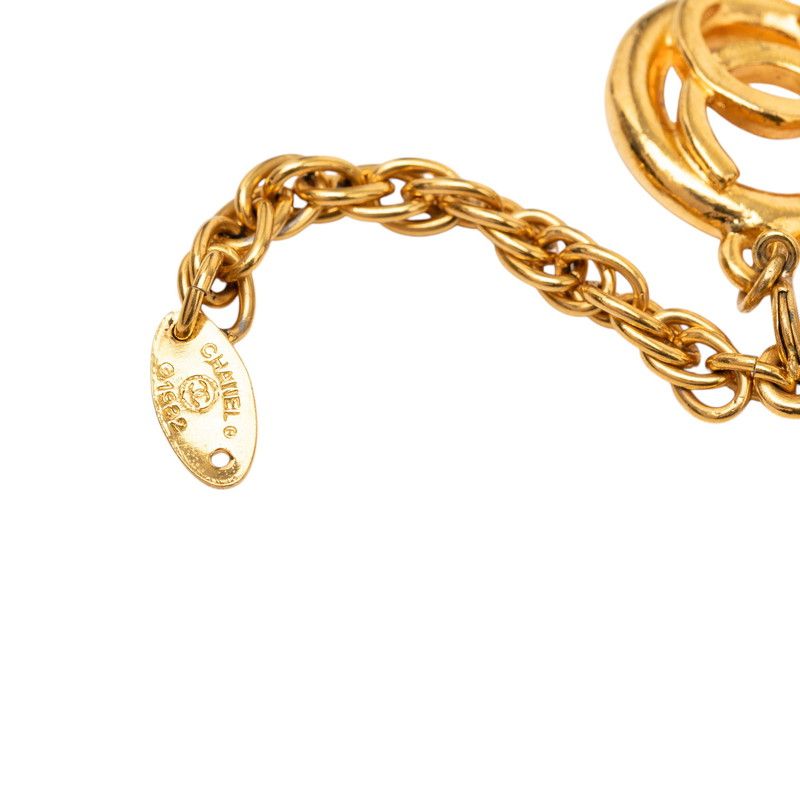 Chanel CC Logo Round Bracelet Gold Plated — view 5