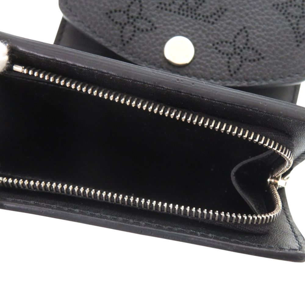 Louis Vuitton Portefeuille Iris XS Monogram Mahina Noir Trifold Wallet Black — view 6