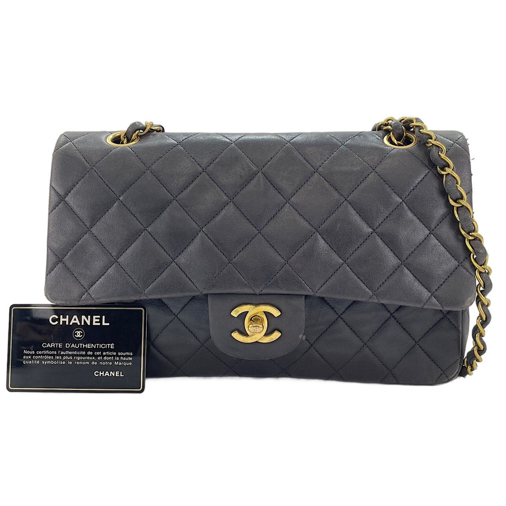 Chanel Shoulder Bag Quilted 25