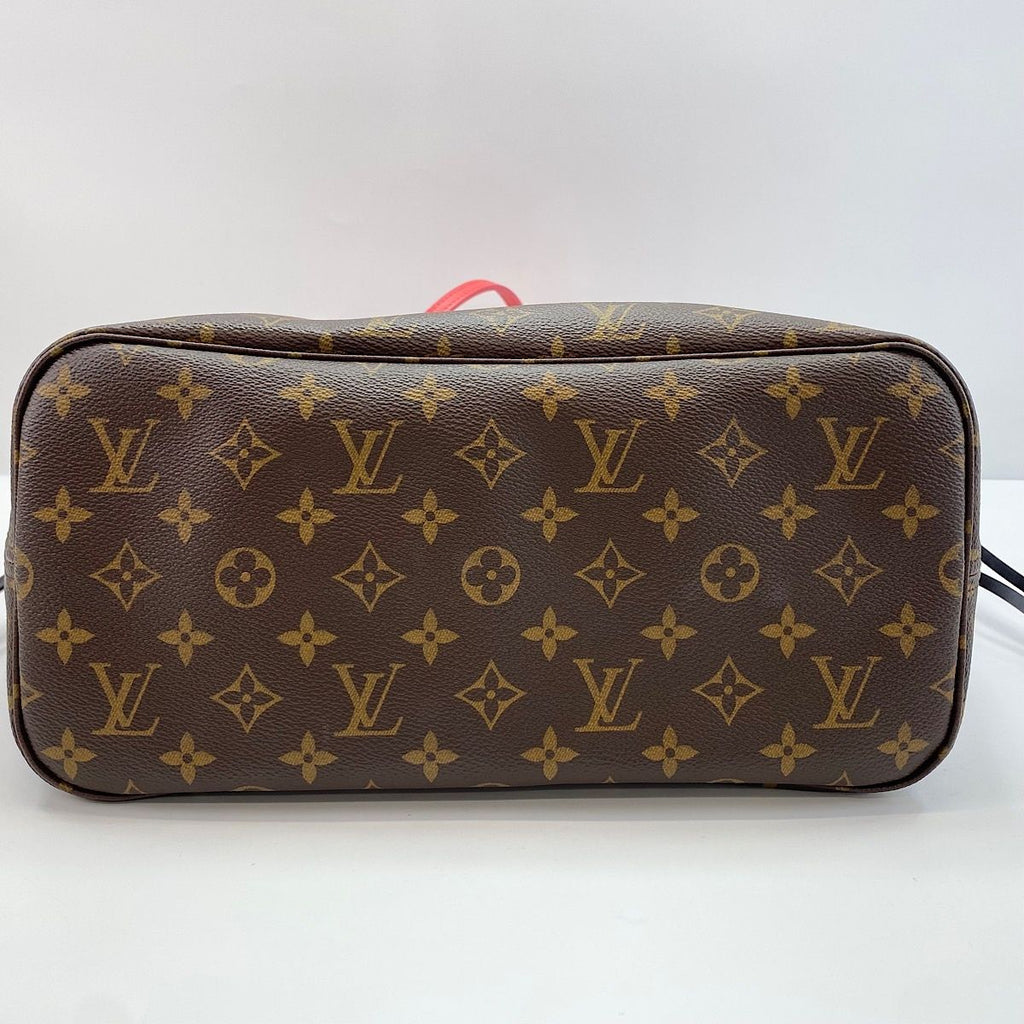 Louis Vuitton Tote Neverfull MM — view 7