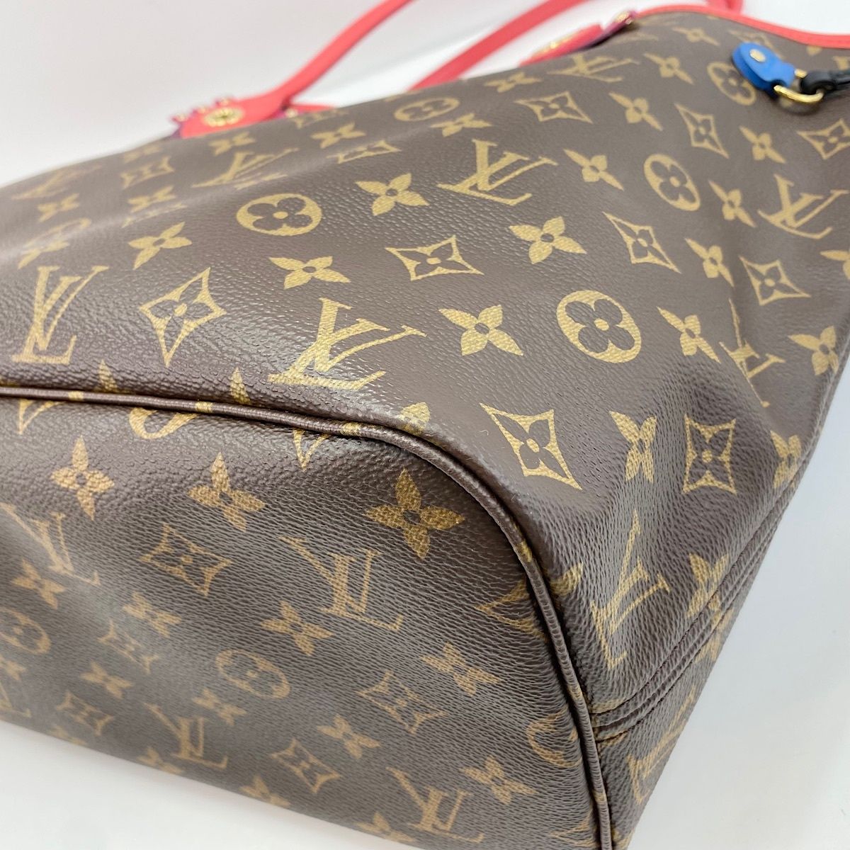 Louis Vuitton Tote Neverfull MM — view 9