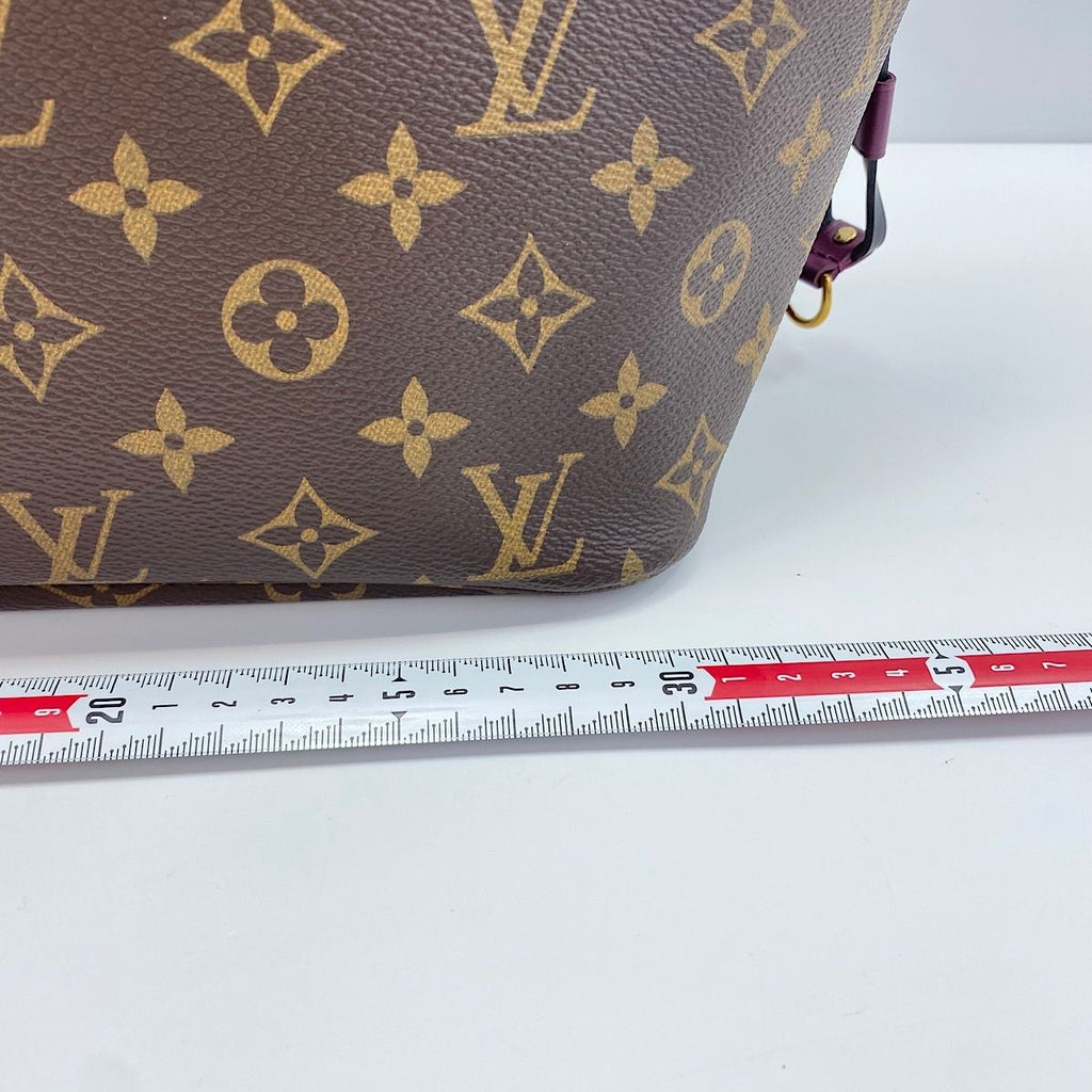 Louis Vuitton Tote Neverfull MM — view 4