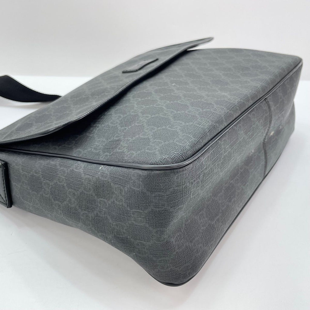 Gucci Messenger Bag Black — view 8