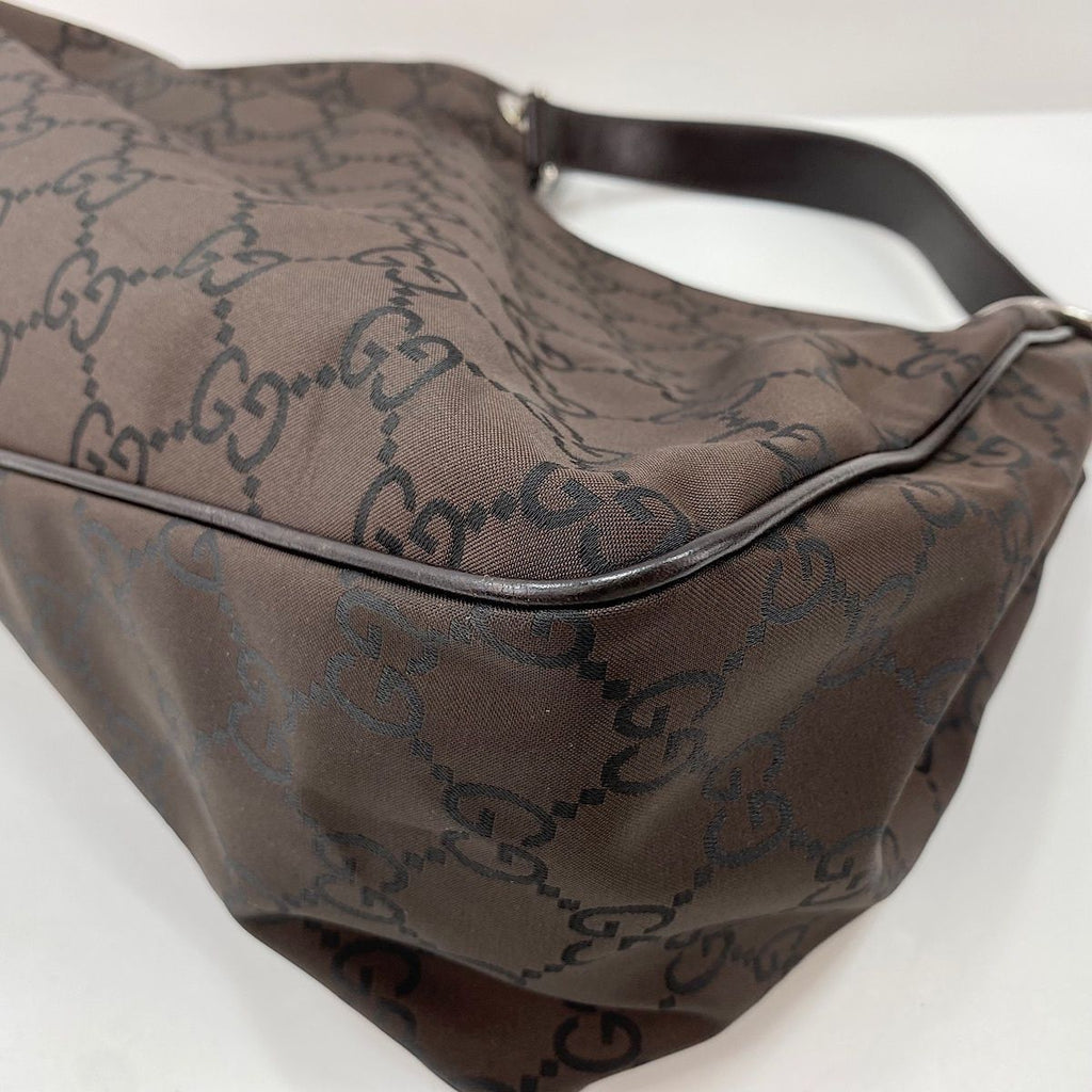 Gucci Shoulder Bag GG Pattern — view 9