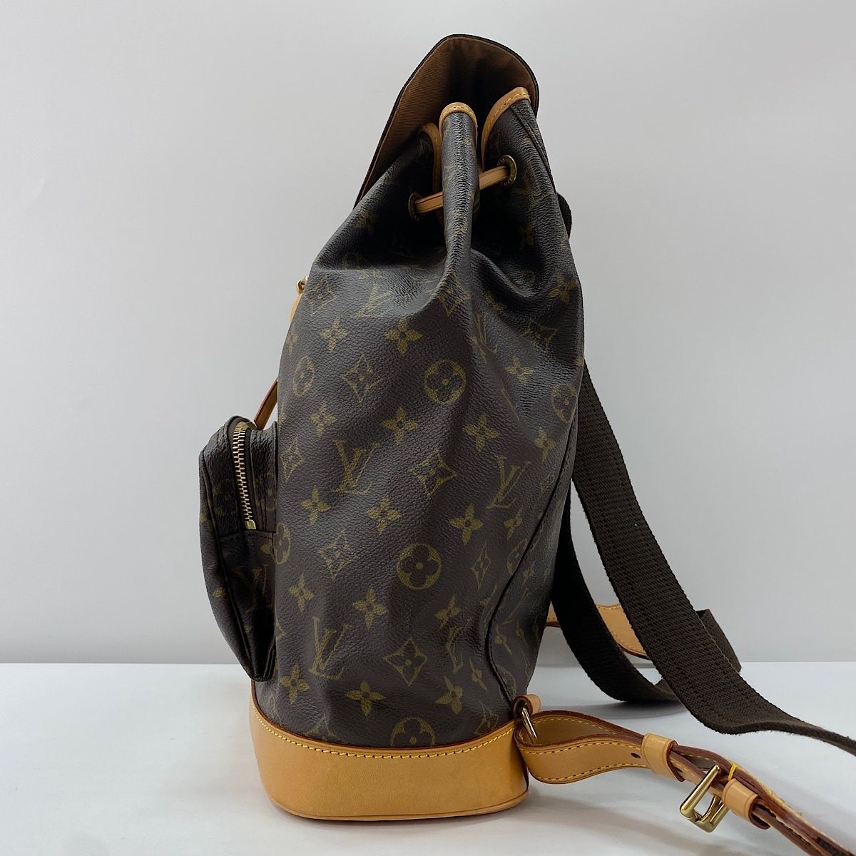 Louis Vuitton Backpack Montsouris GM — view 5
