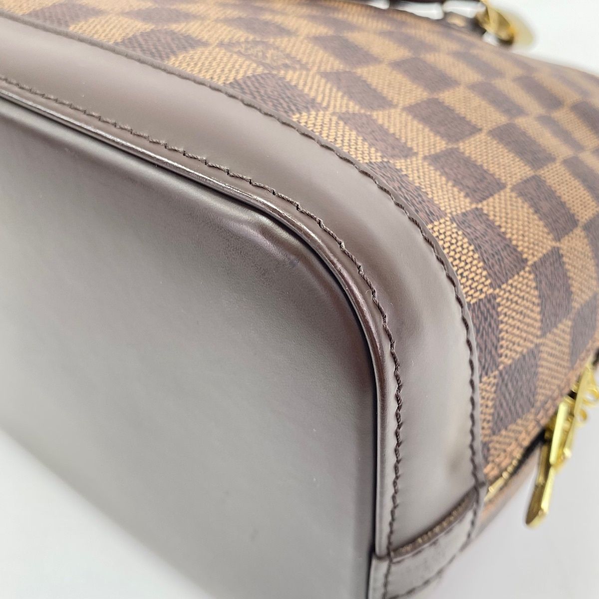Louis Vuitton Handbag Alma — view 8