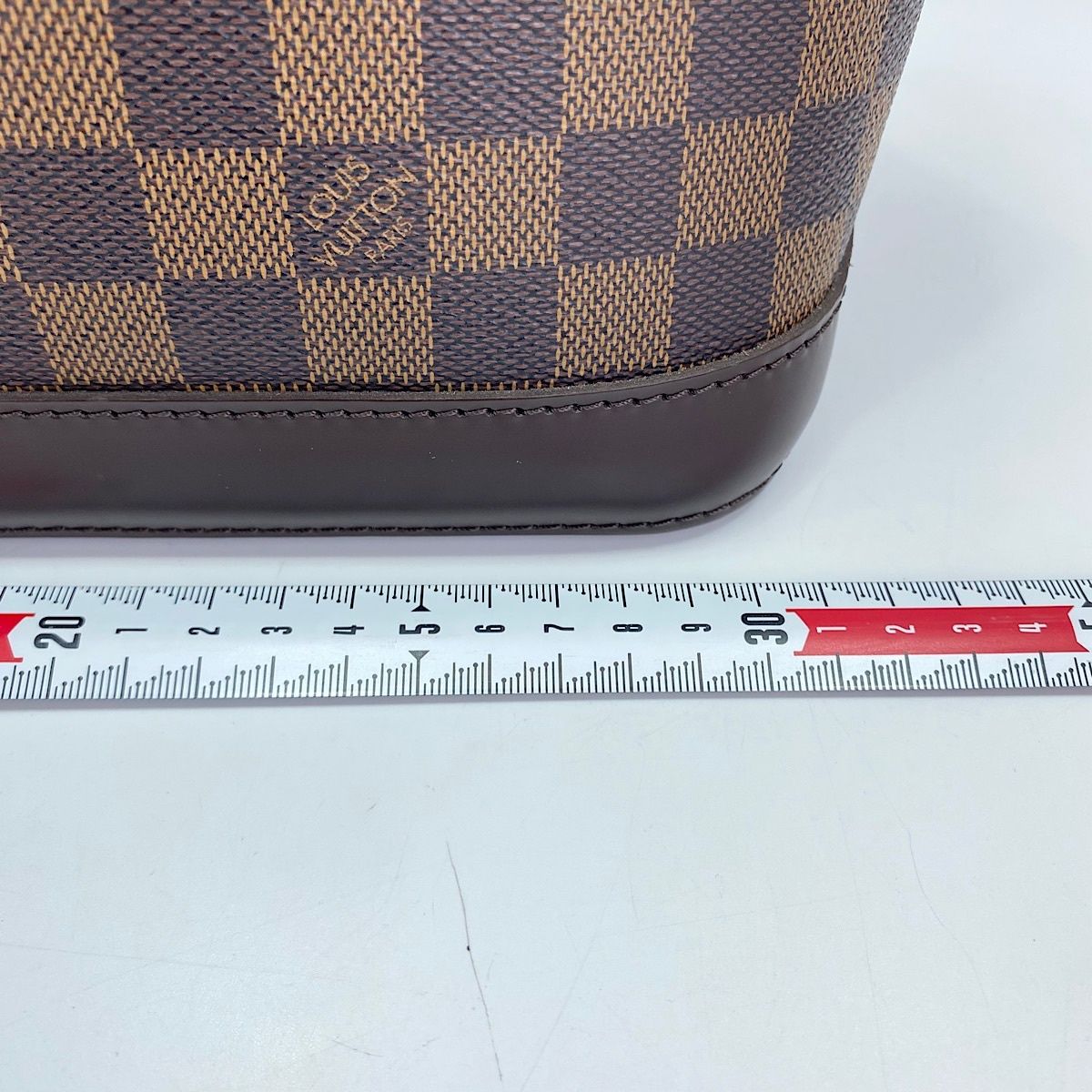 Louis Vuitton Handbag Alma — view 4
