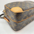 Louis Vuitton Shoulder Bag Nile — view 8