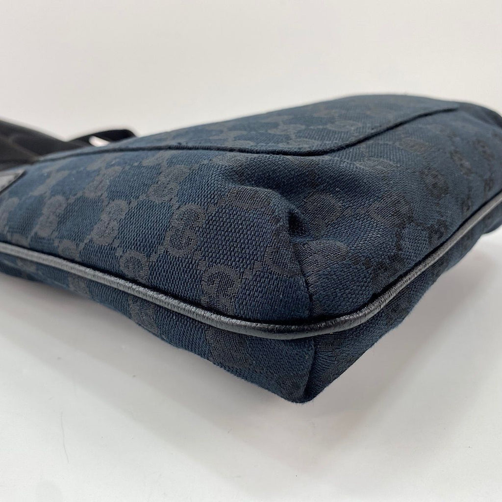 Gucci Shoulder Bag Black — view 8