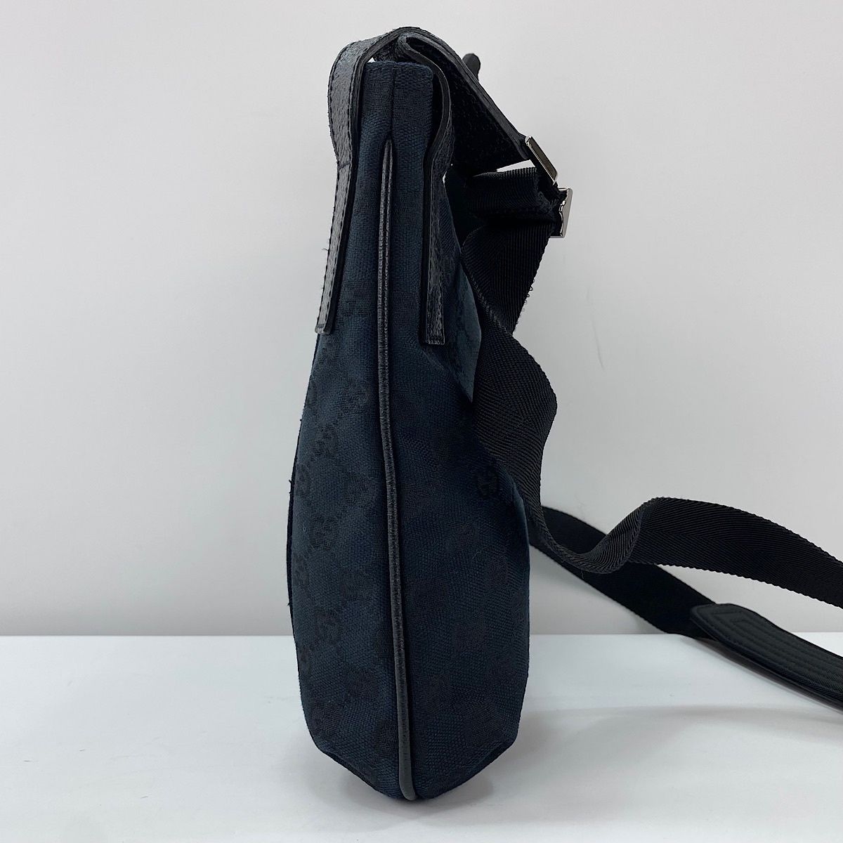 Gucci Shoulder Bag Black — view 5
