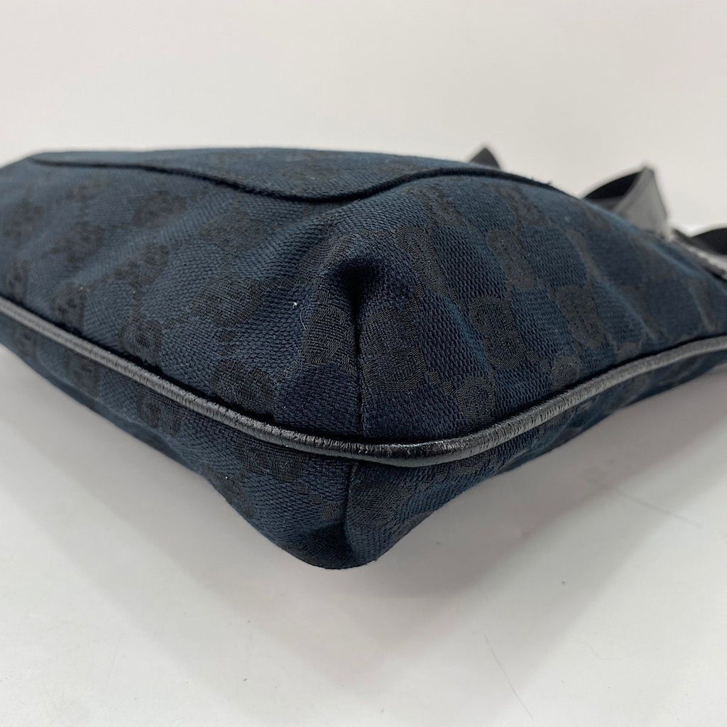 Gucci Shoulder Bag Black — view 9
