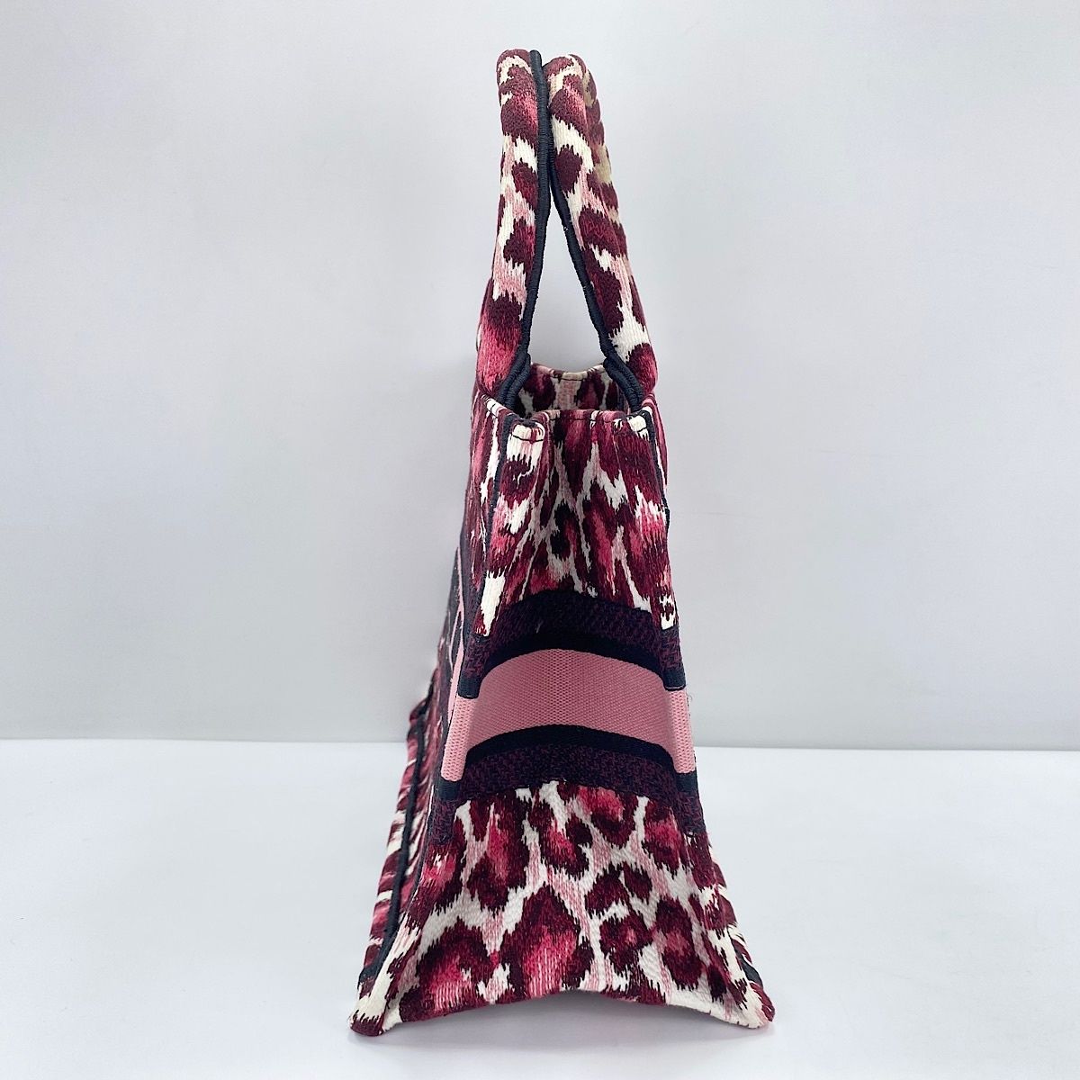 Dior Tote Book Small — view 5