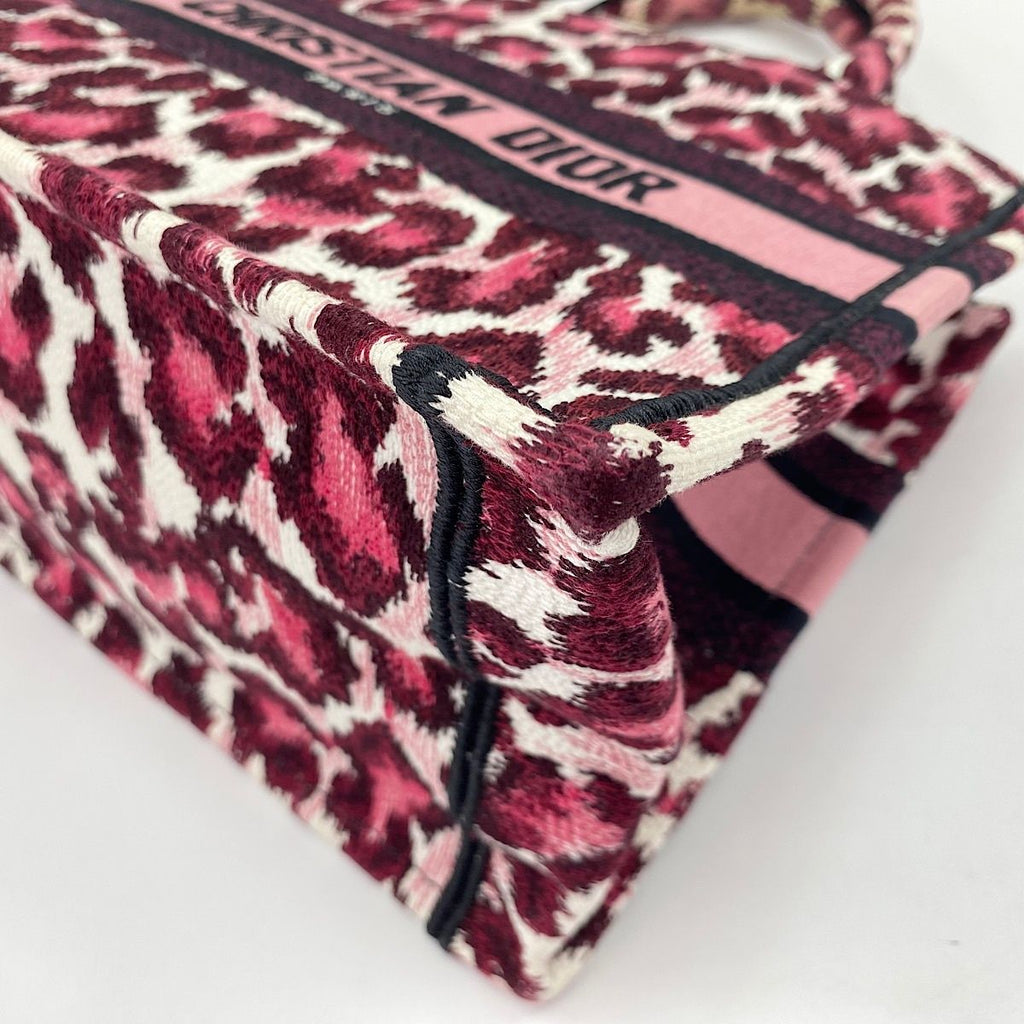 Dior Tote Book Small — view 8