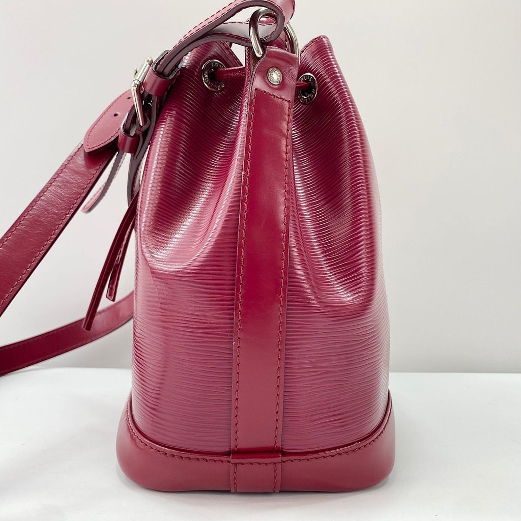 Louis Vuitton Shoulder Bag Noe BB — view 6