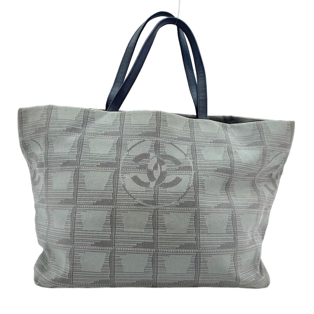 Chanel Tote New Travel Line