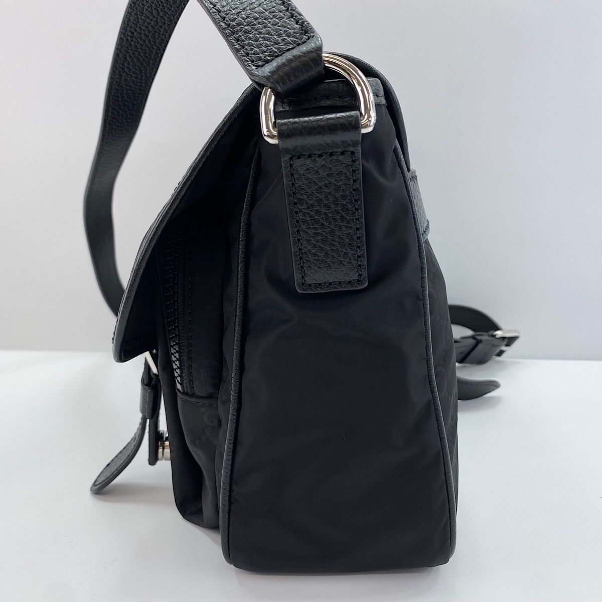 Gucci Shoulder Bag Black — view 5