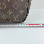 Louis Vuitton Messenger Bag Bob le MM — view 4