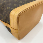 Louis Vuitton Shoulder Bag — view 9