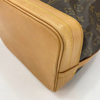 Louis Vuitton Shoulder Bag — view 8