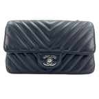 Chanel Shoulder Bag Black — view 2