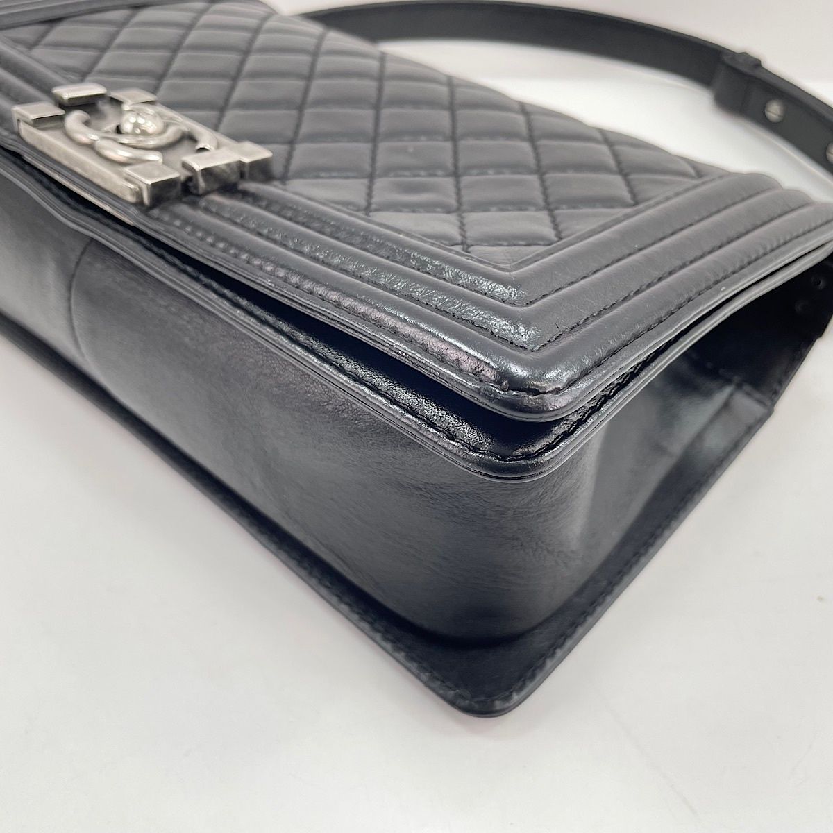 Chanel Shoulder Bag — view 9