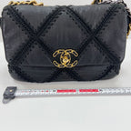 Chanel Handbag 19 Black — view 5