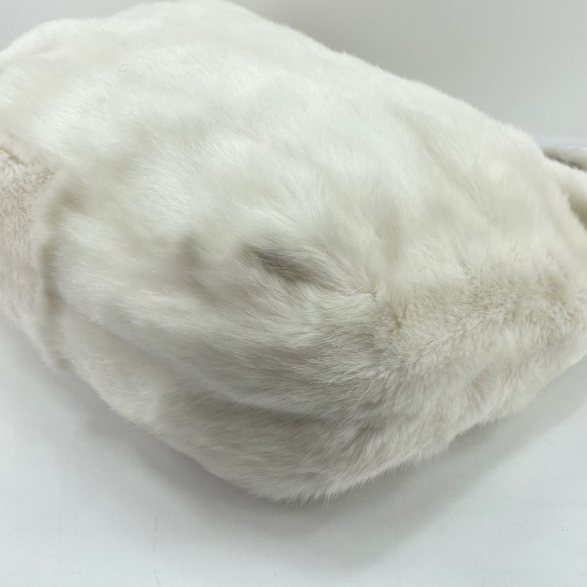 Gucci Shoulder Bag White — view 9