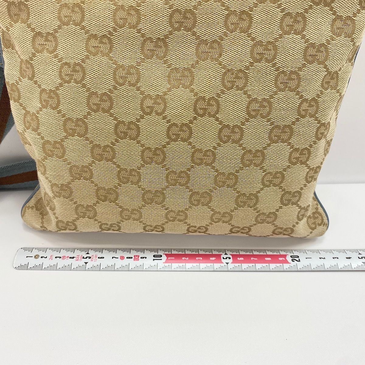 Gucci Shoulder Bag Beige — view 4