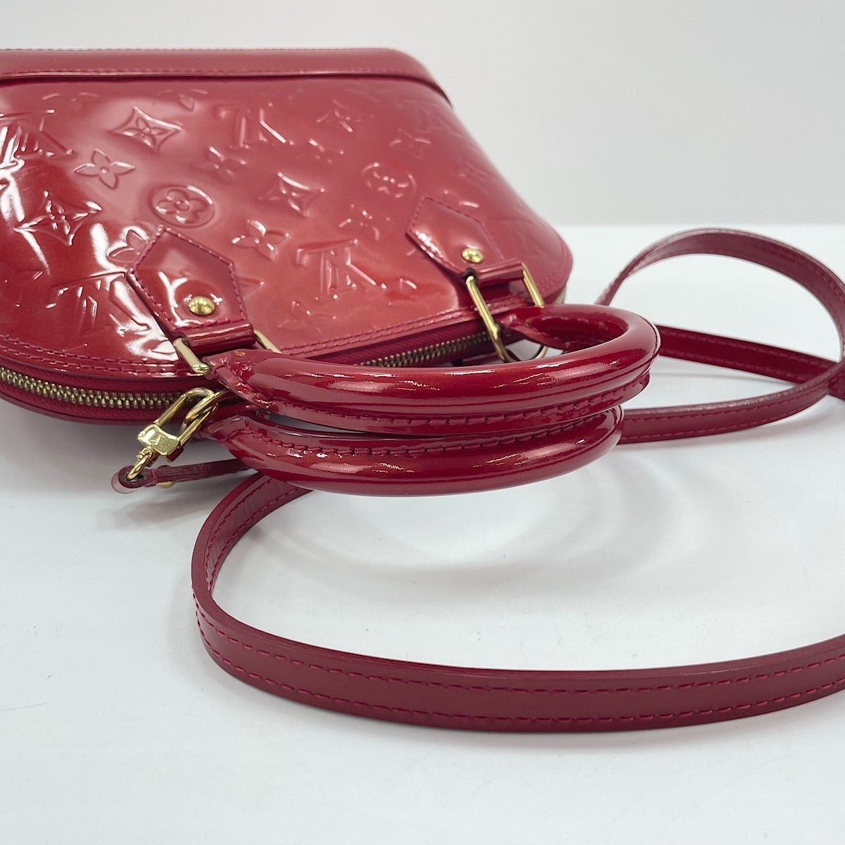 Louis Vuitton Handbag Alma BB — view 8