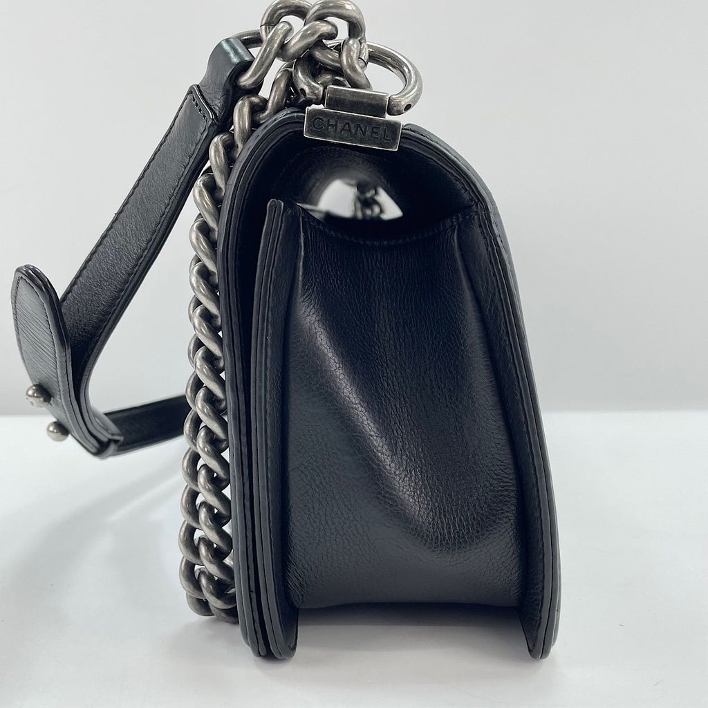 Chanel Shoulder Bag — view 5