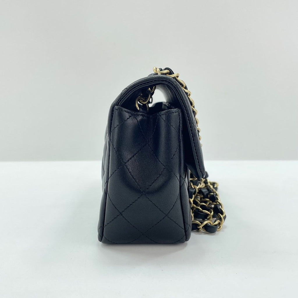 Chanel Shoulder Bag Mini Quilted — view 5