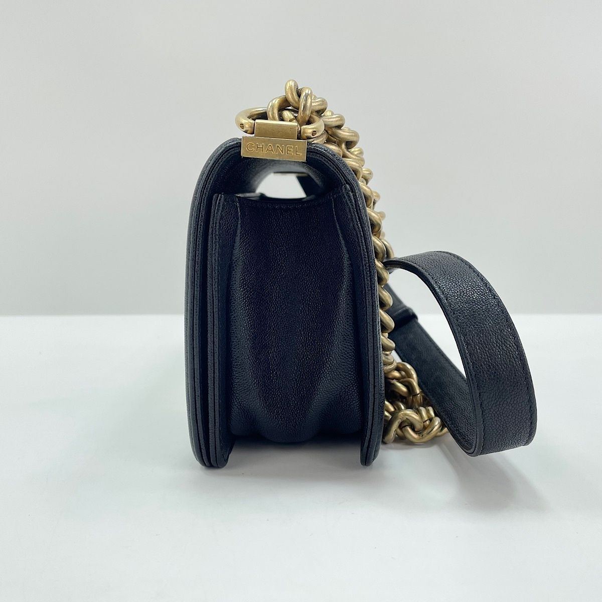 Chanel Shoulder Bag Boy Small — view 4