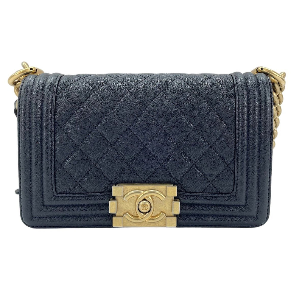 Chanel Shoulder Bag Boy Small — view 2