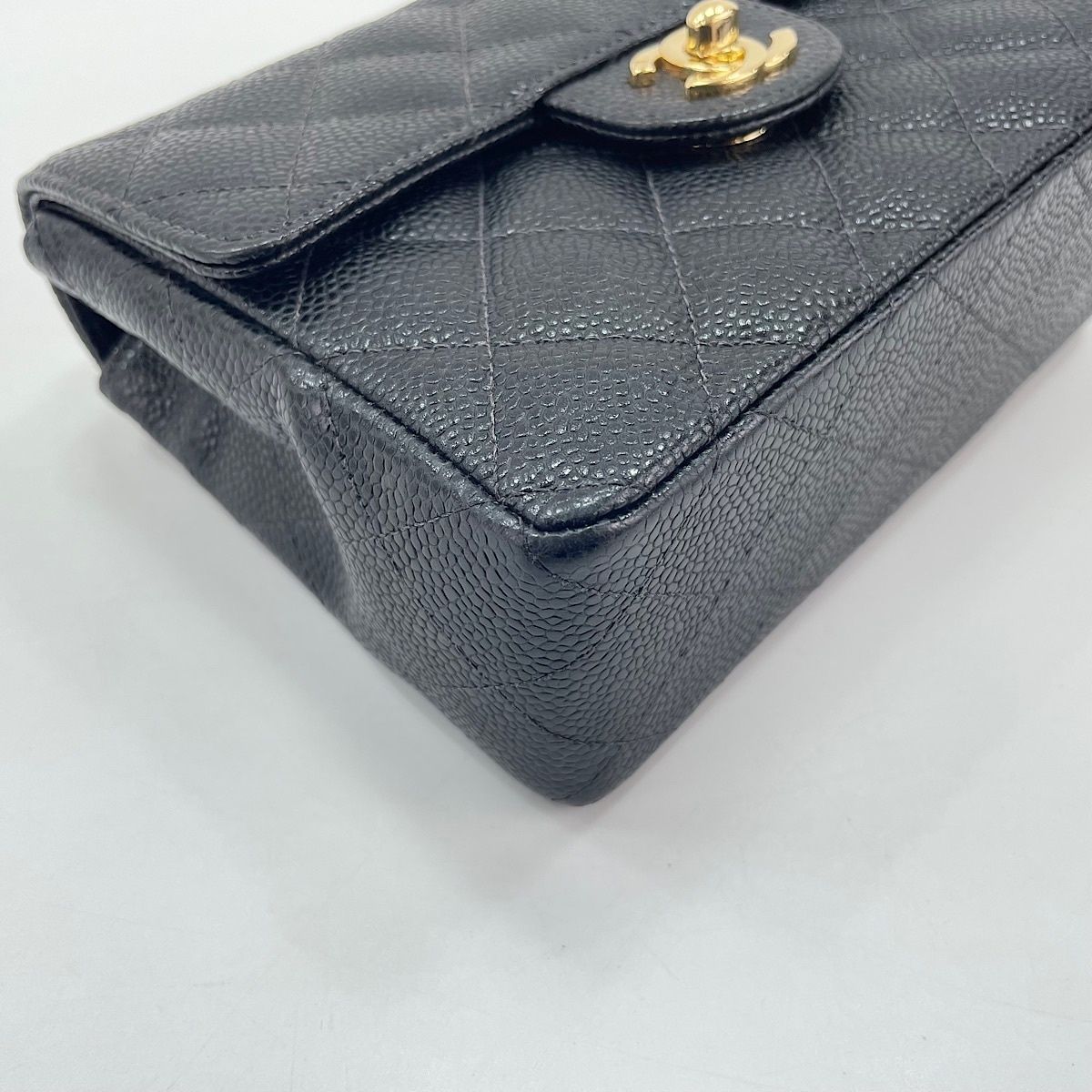 Chanel Shoulder Bag Mini Quilted — view 8