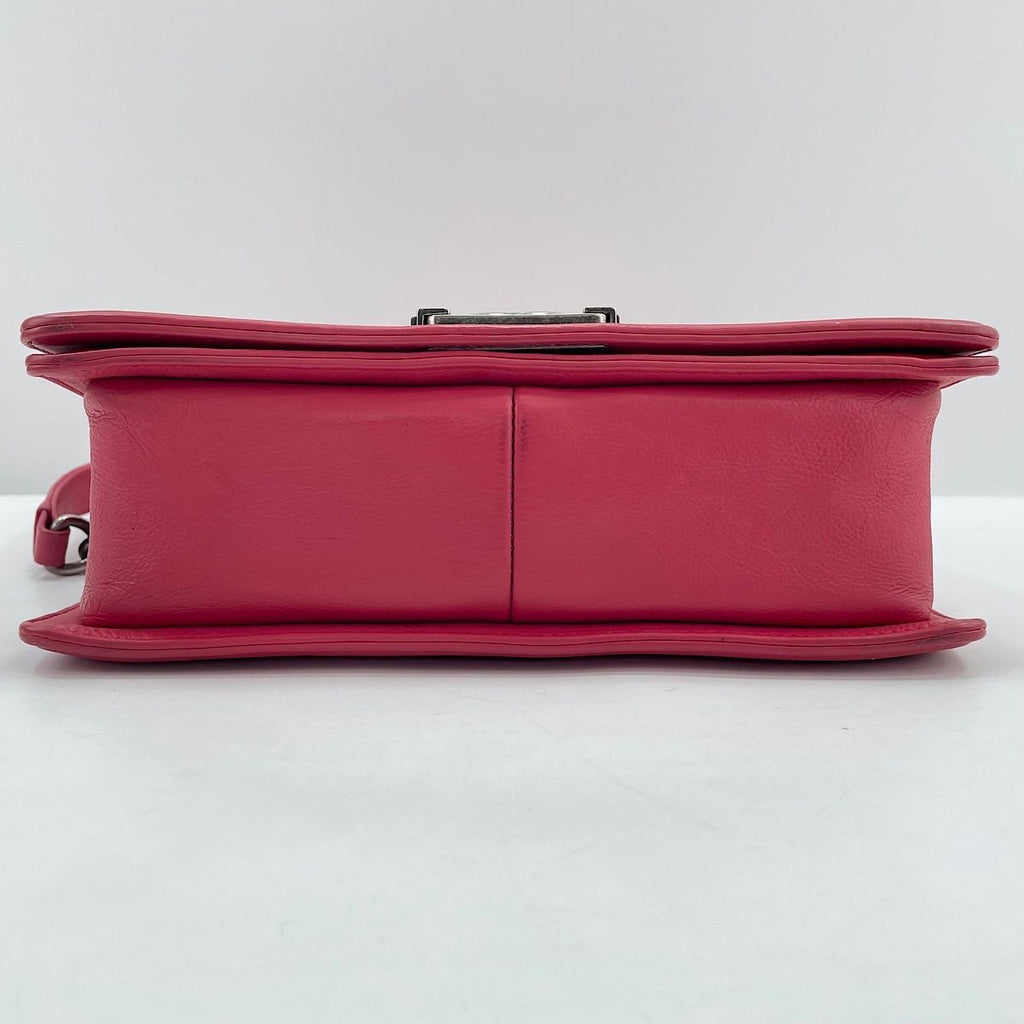 Chanel Shoulder Bag — view 7