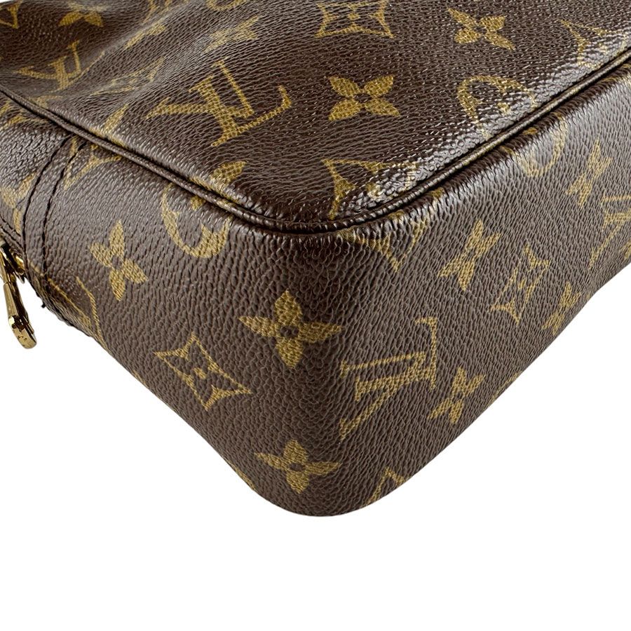 Louis Vuitton Second Bag Trousse Toilet 28 — view 9