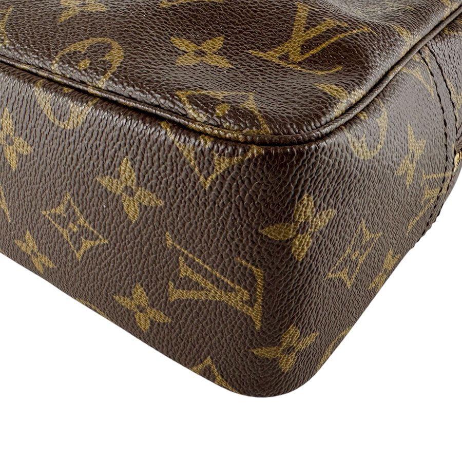 Louis Vuitton Second Bag Trousse Toilet 28 — view 8