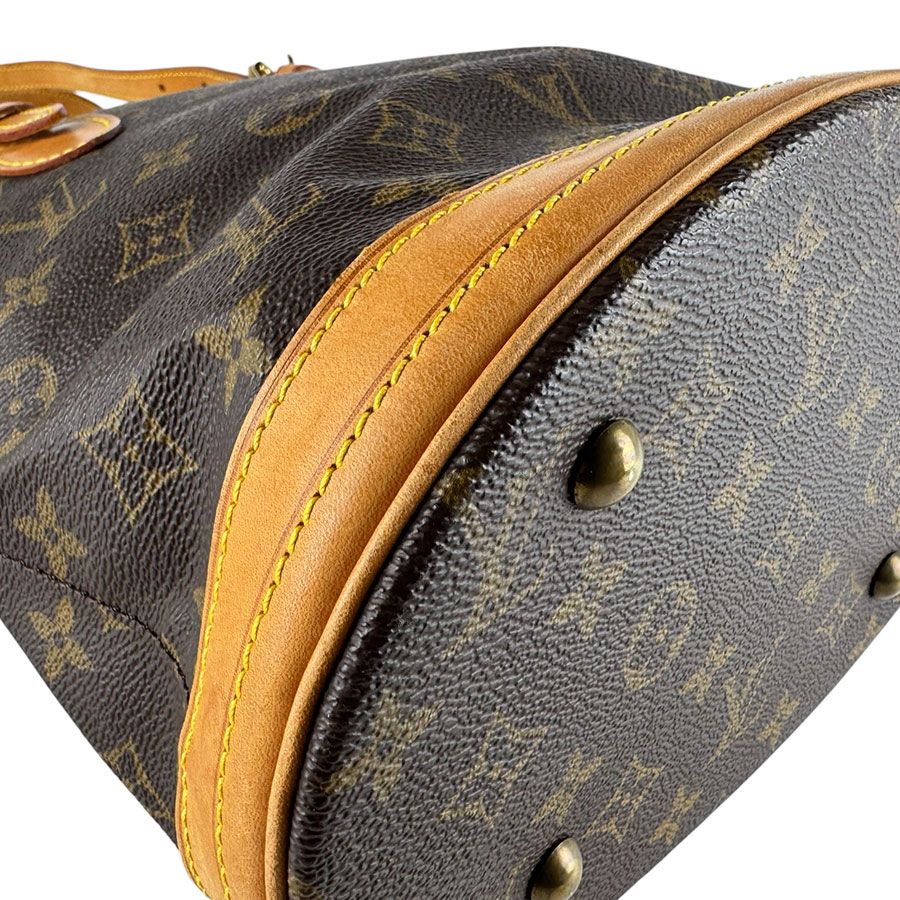 Louis Vuitton Handbag Bucket PM — view 9