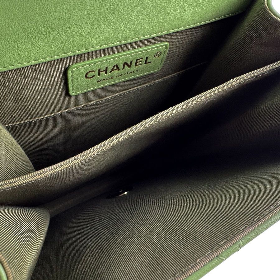 Chanel Shoulder Bag — view 5