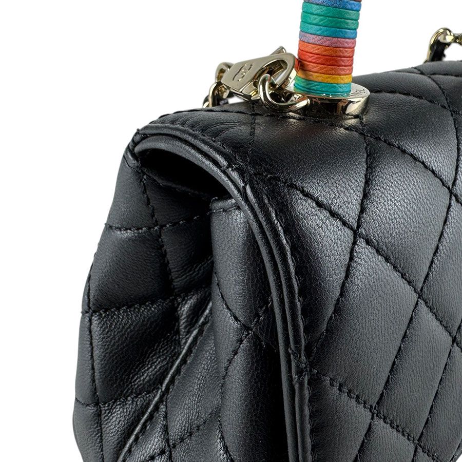 Chanel Shoulder Bag Coco Handle — view 6